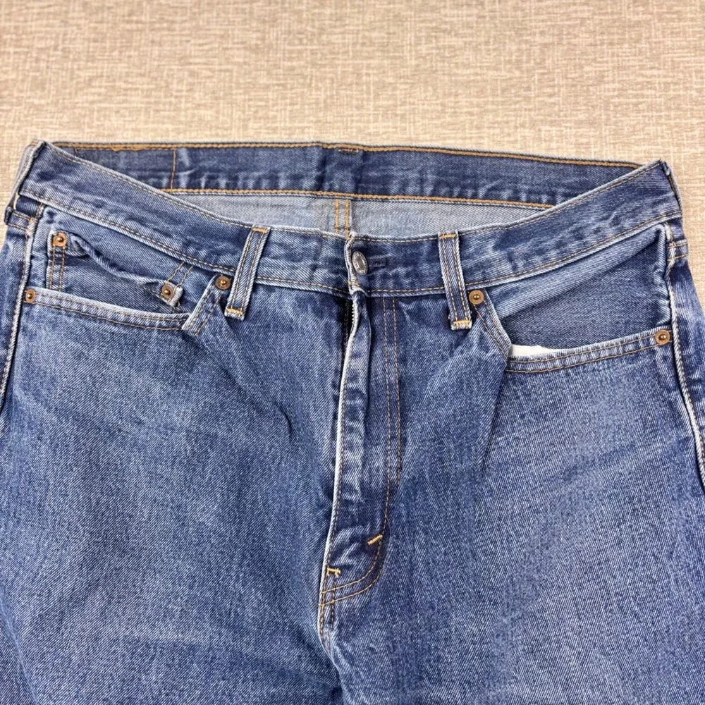 Levis 505 Mens 36x34 Light Distress Jeans Thigh Fade ** Vintage Style ** Denim